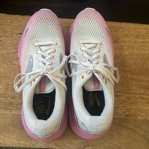 Brooks Ghost 15s Pink